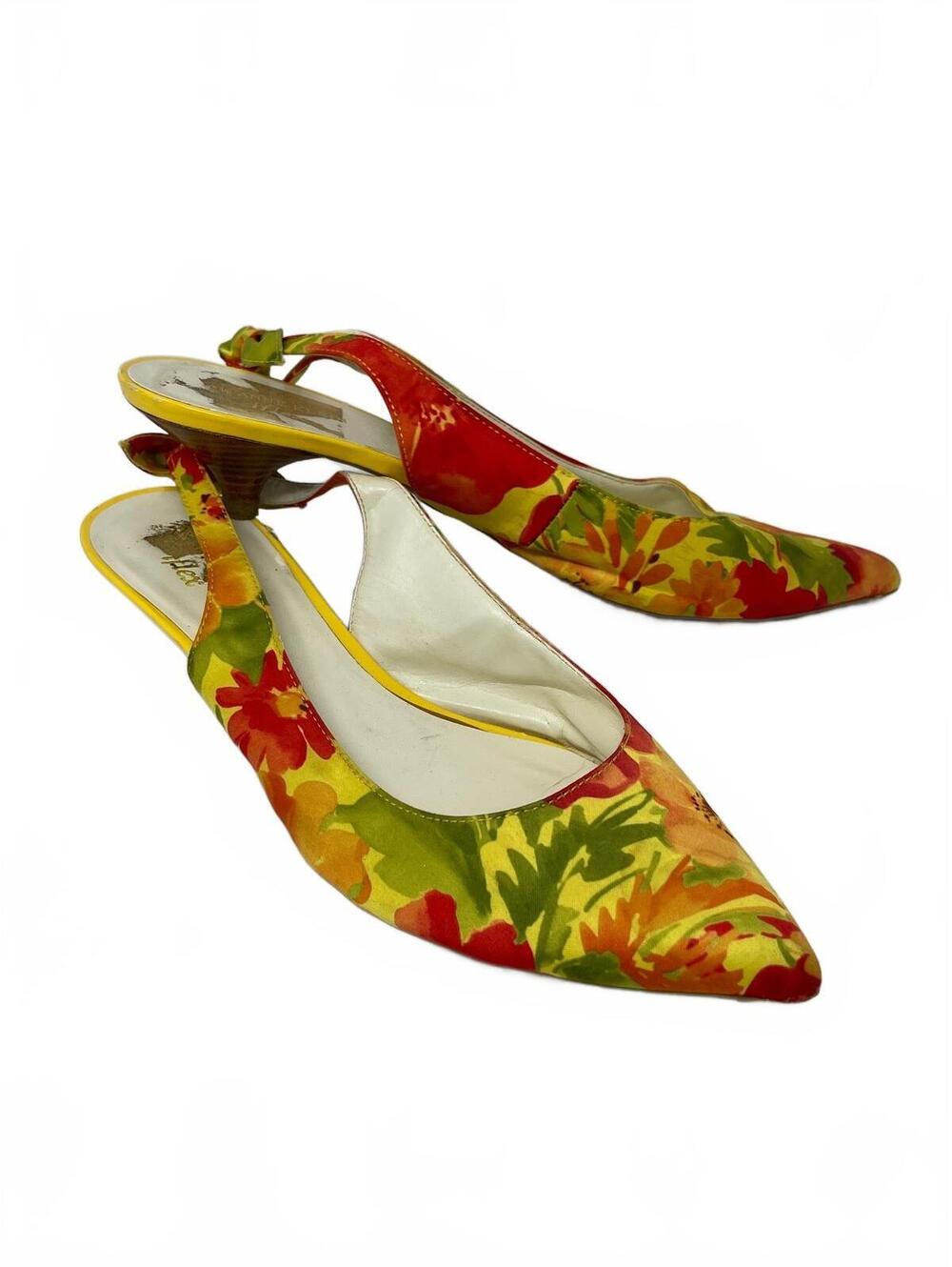 Vintage Floral Slingback Heels Pointed Toe Kitten Heel Fabric Sling Pumps